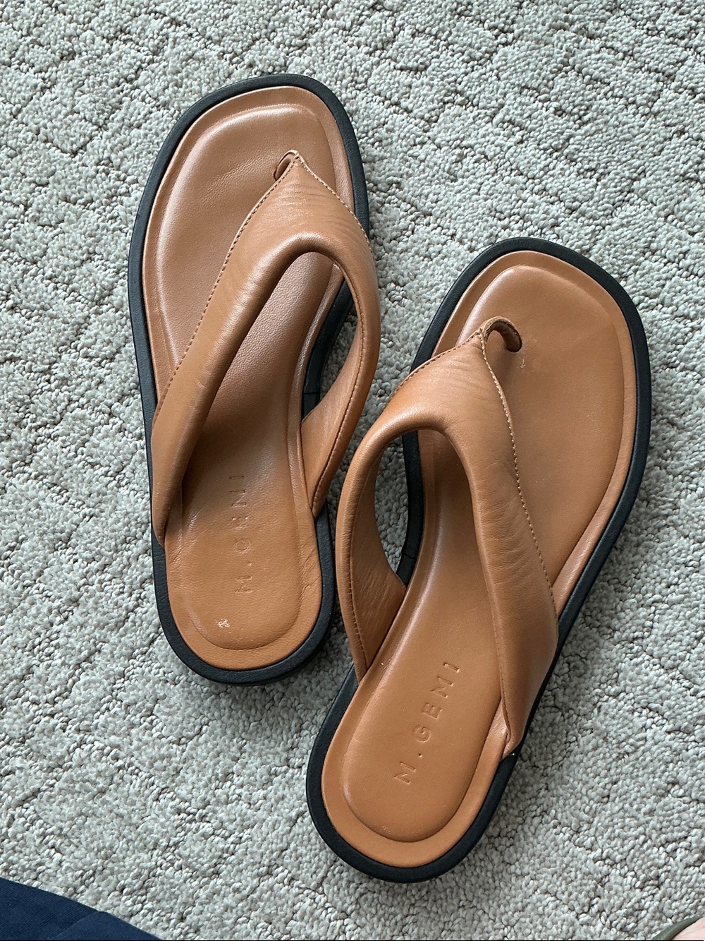 M Gemi Tan Leather Thong Sandals for Women - Picture 1 of 2